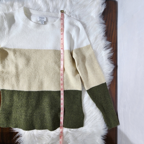 J. Crew Extra Soft Colorblock Long Sleeve Crewneck Sweater, Size XXS - Picture 10 of 10